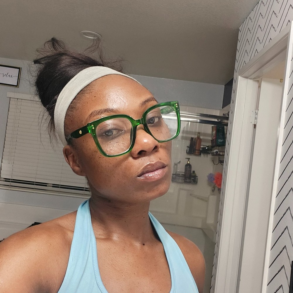 Meet your Posher, Shanee